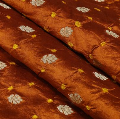 Chiniya silk bandhej with golden zari work fabric
