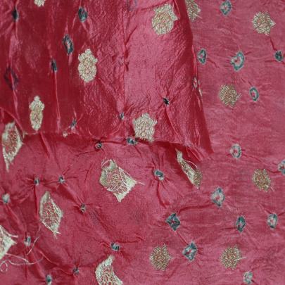 Chiniya silk bandhej with golden zari work fabric Banarasi Bandhej 